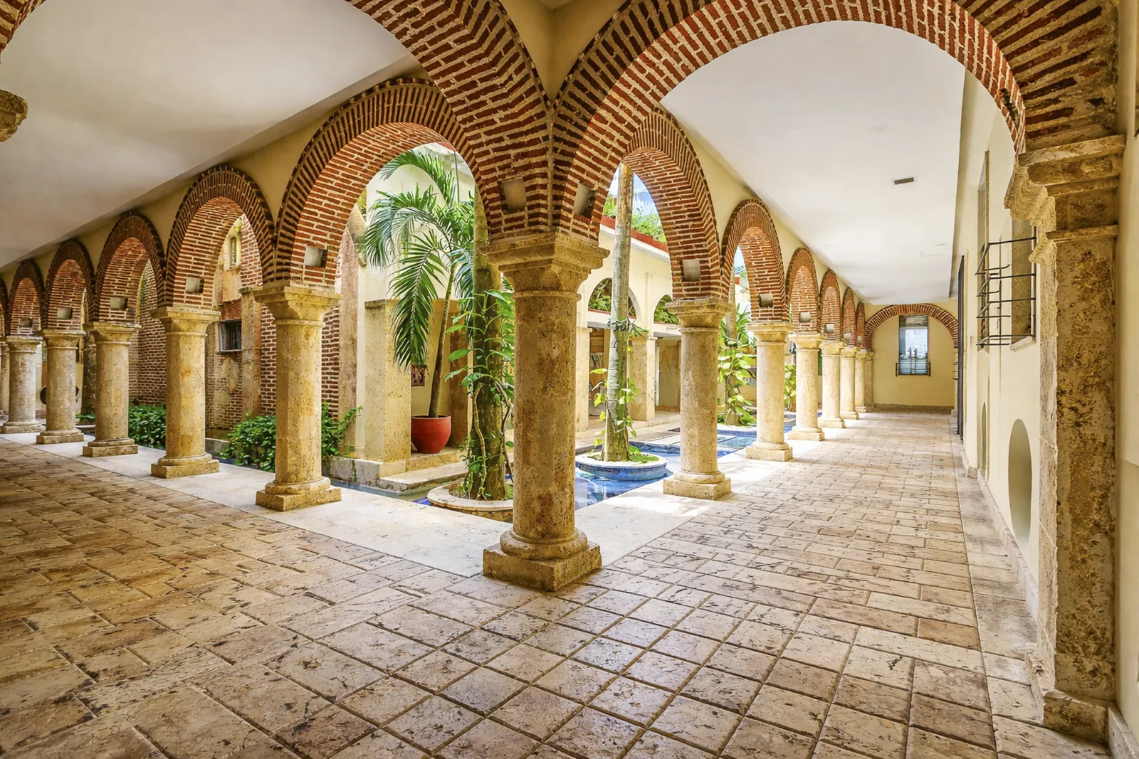 Galerie d'arcades coloniales de la Casa del Boquetillo, Carthagène